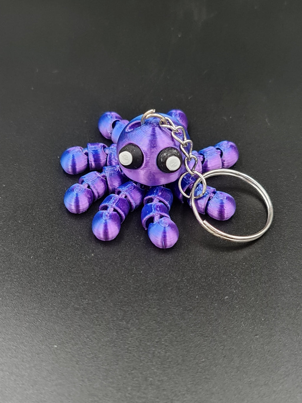 The "Octo-Flex" Articulated Keychain