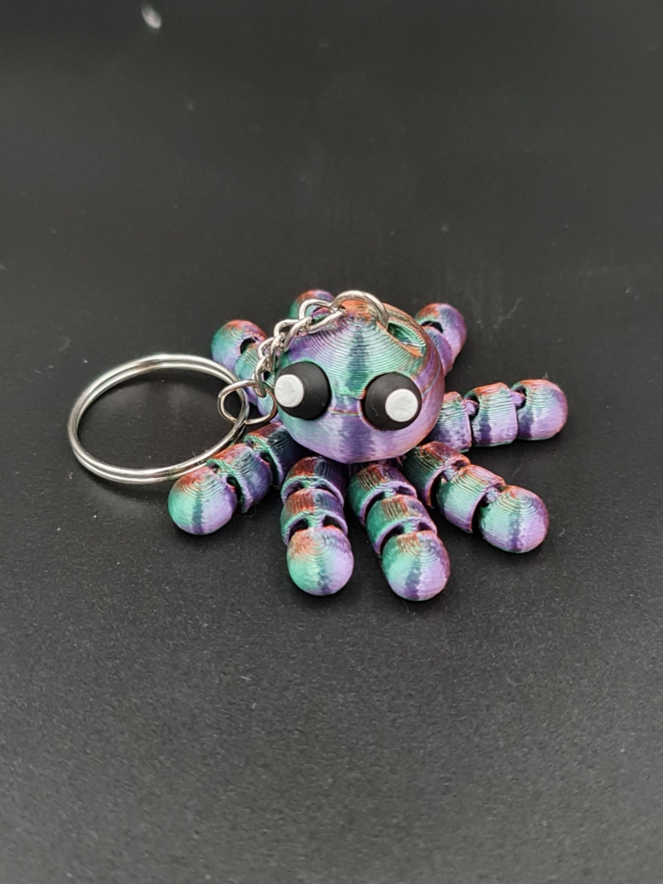 The "Octo-Flex" Articulated Keychain