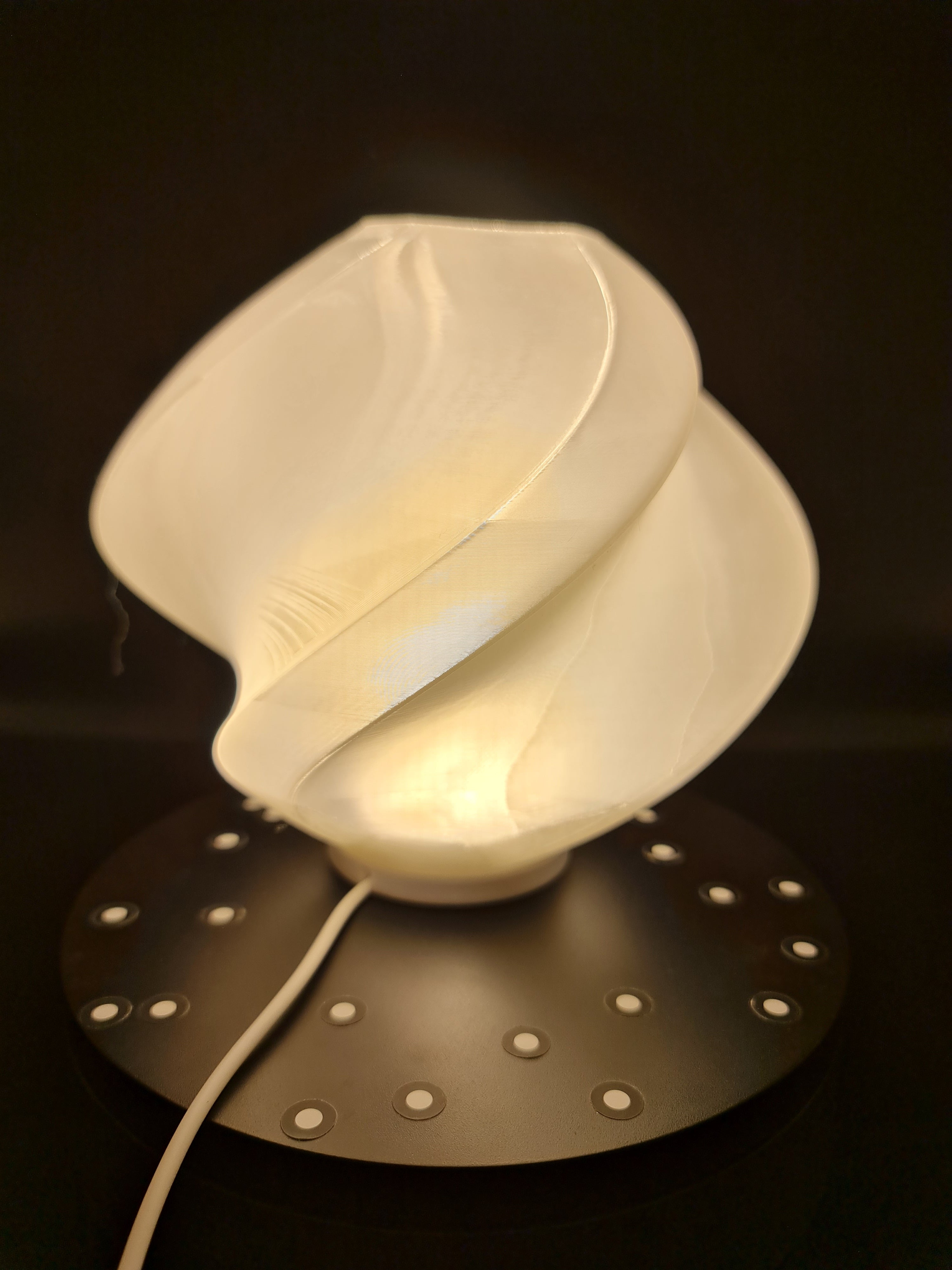 Персонализируема настолна лампа с абажур по ваш избор