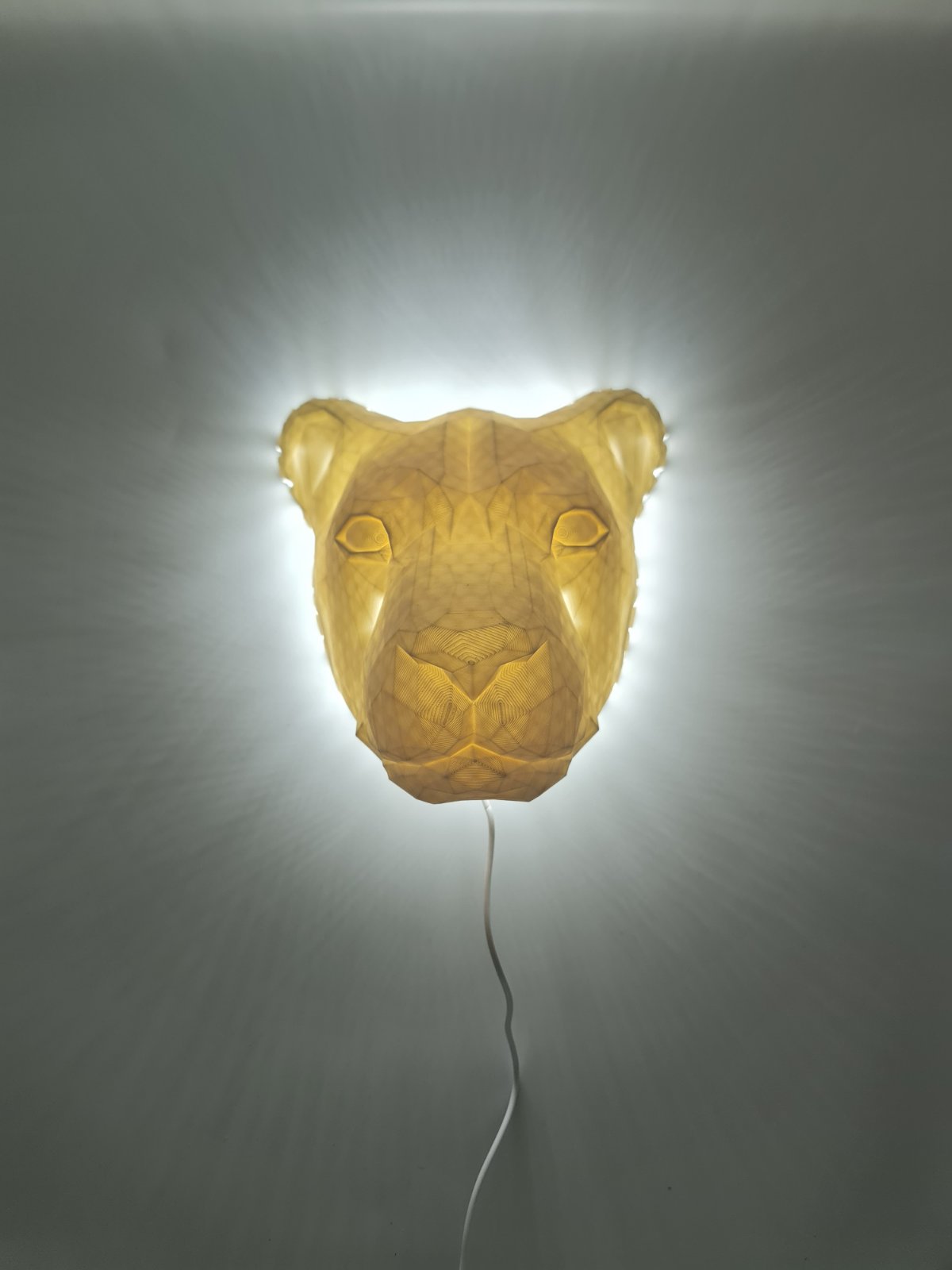 Majestic Lion Head Wall Lamp